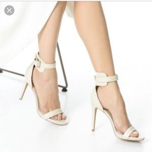 VC-Farella shoes 👠